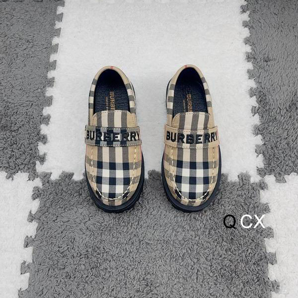 Burberry sz26-35 2C CX1005