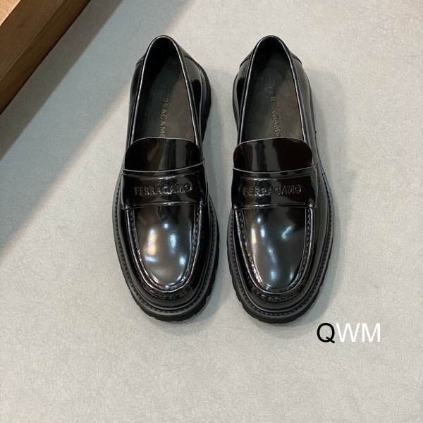 Ferragamo colour sz38-45  WM1205