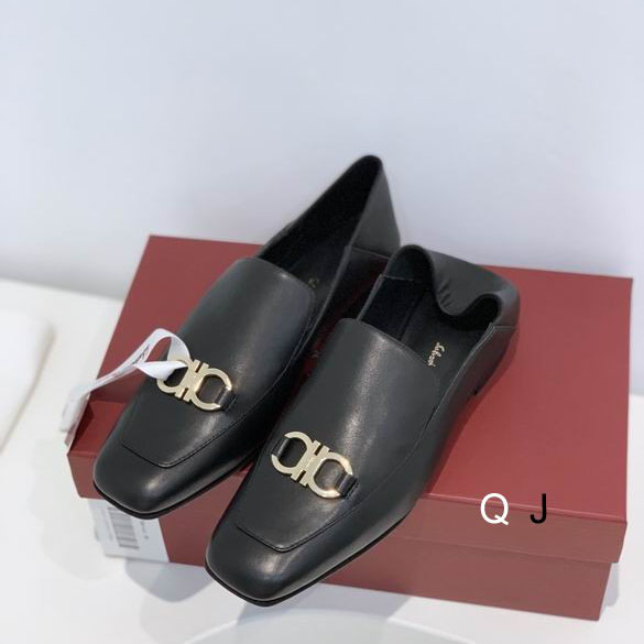 Ferragamo sz36-39XJ0103