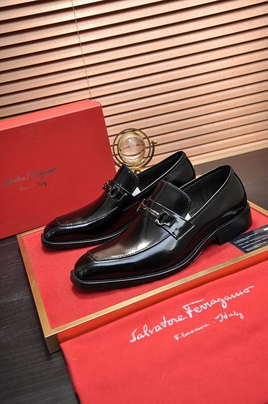 Ferragamo sz38-45 mnm02107