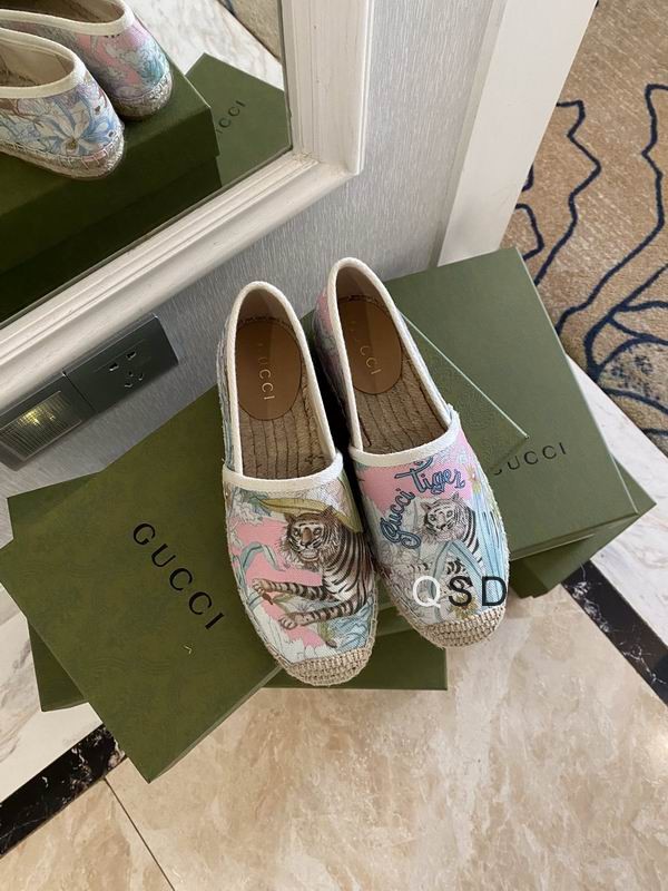 Gucci sz35-40 SD0310