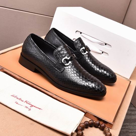 Ferragamo sz38-45 mnh0412