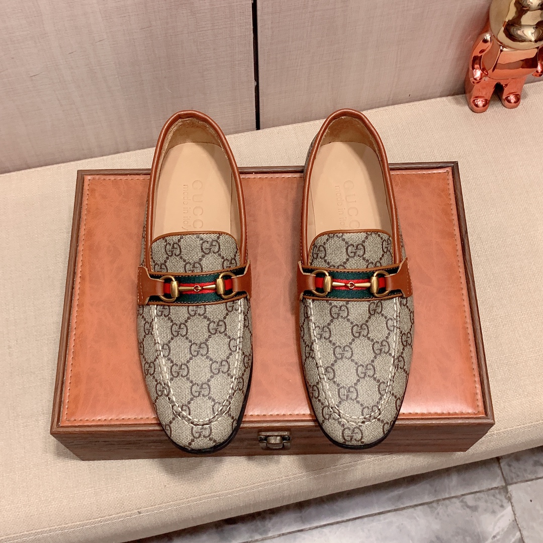 Gucci sz38-44 h0602