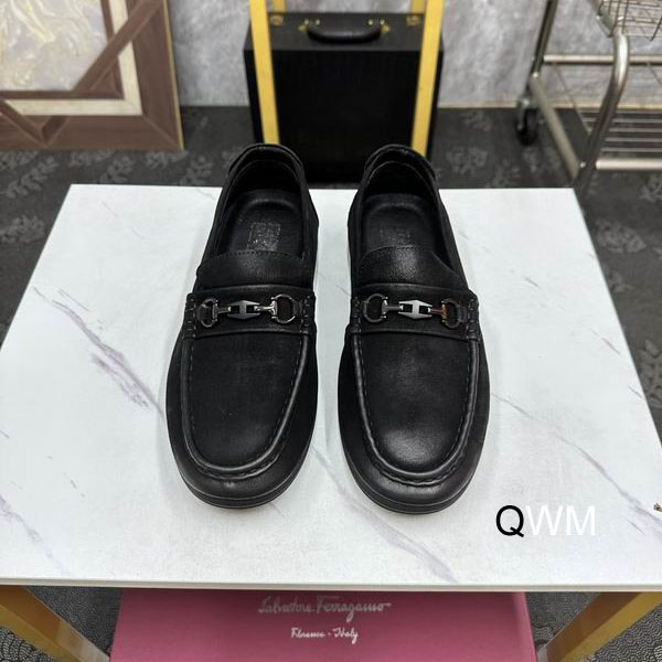 Ferragamo sz38-45 WM0601