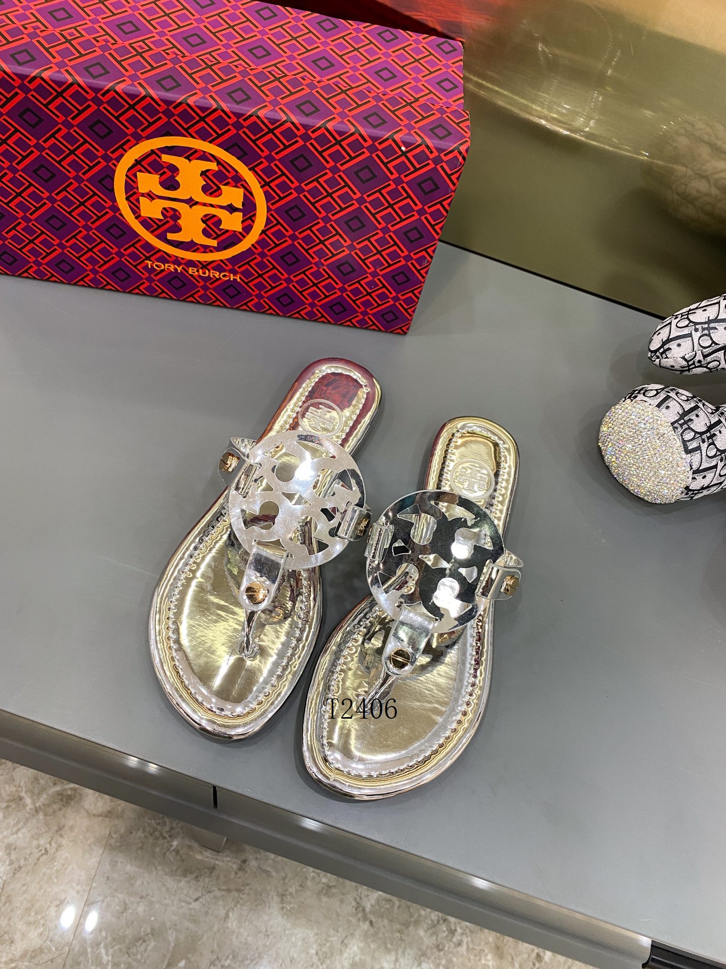 Tory Burch ŮЬ 0611