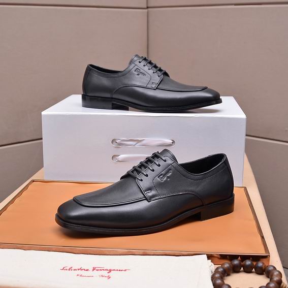 Ferragamo sz38-45 mnh0501