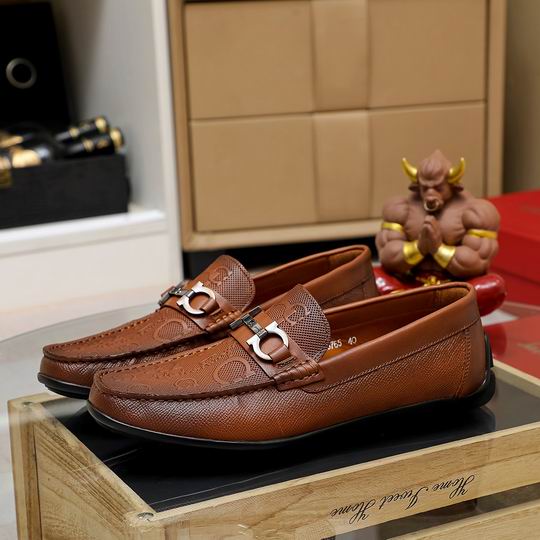 Ferragamo sz38-45 mnh0503