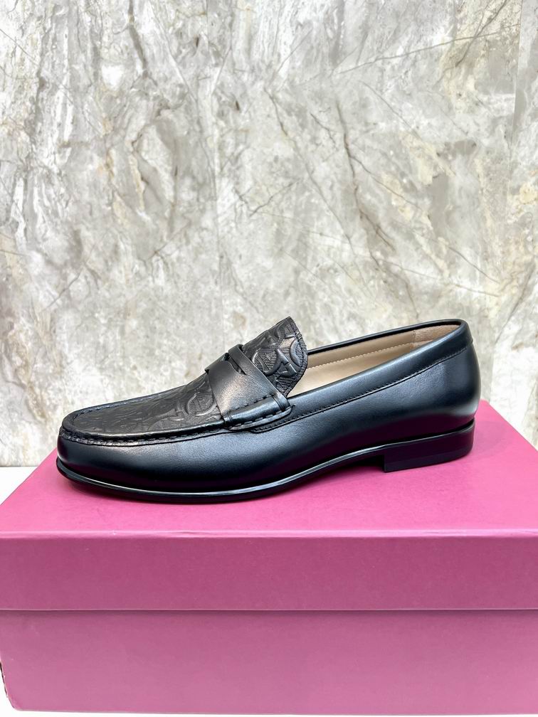 Ferragamo sz38-45 mnh0559