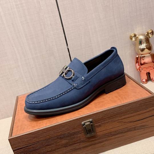 Ferragamo sz38-45 mnh0602