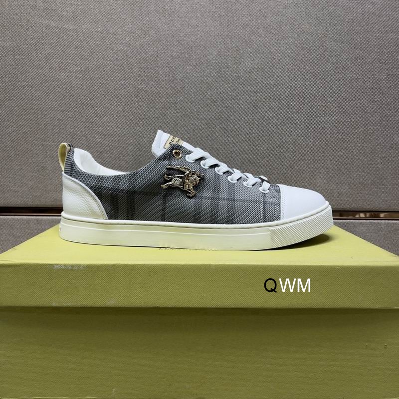 Burberry sz38-45 WM0602