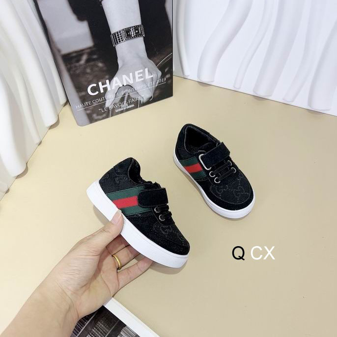 Gucci  sz21-28 CX0601