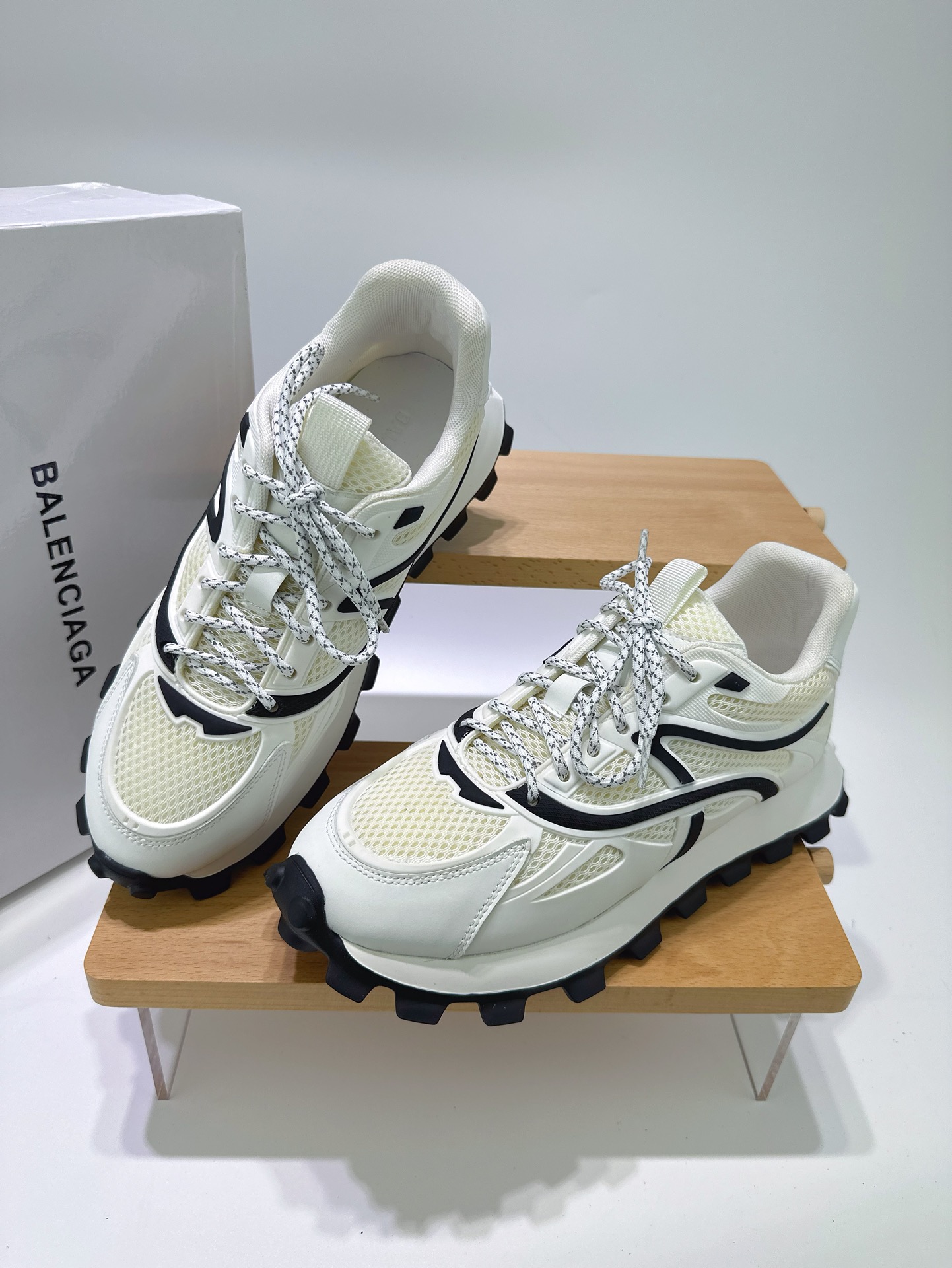 Balenciaga sz38-45 h0601