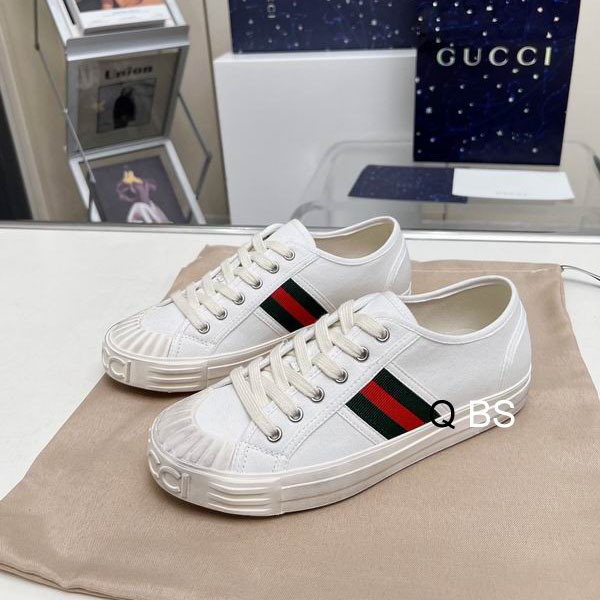 Gucci sz38-45 BS0703