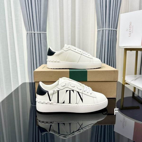 Valentino sz35-45 TF0802