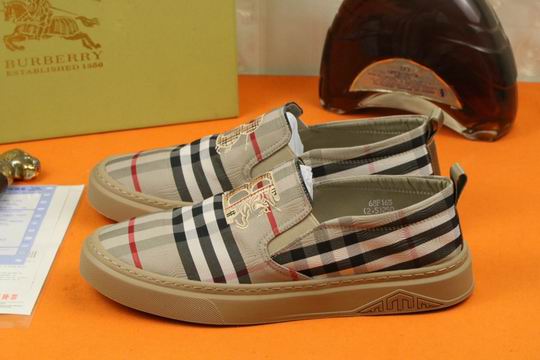 Burberry sz38-44 hnh0410