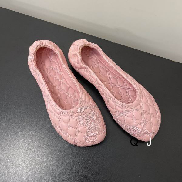 Burberry sz35-40 XJ0901