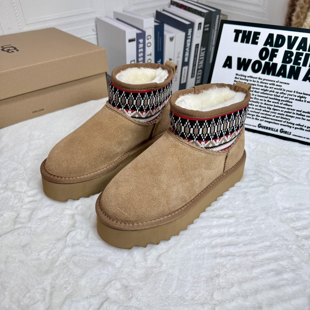 UGG sz35-41 h1024