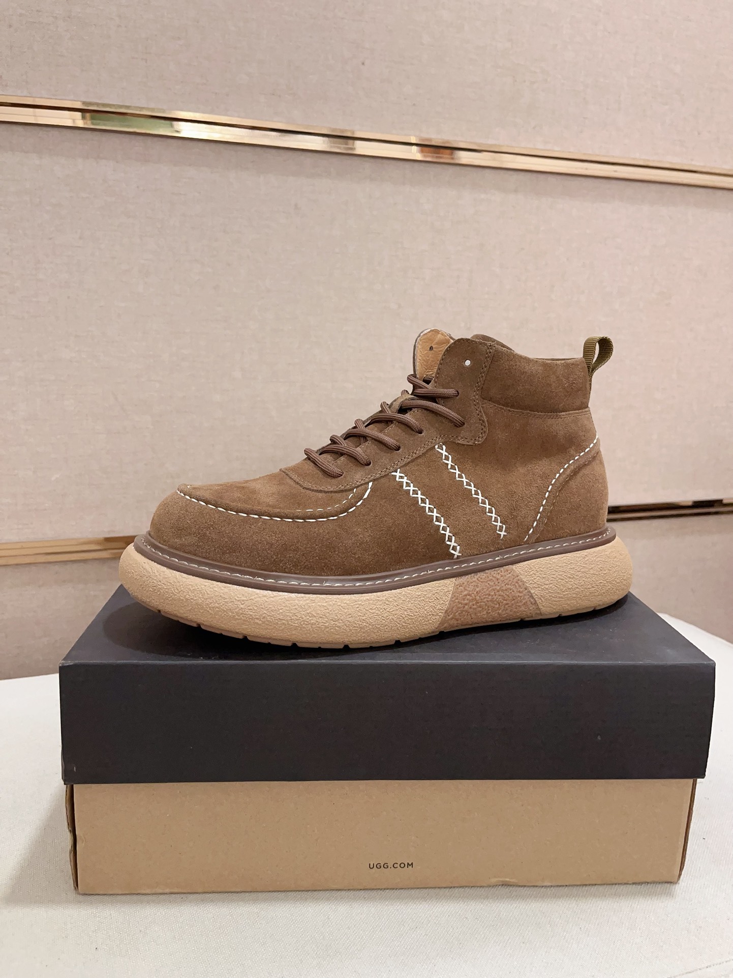 UGG sz38-44 h1026