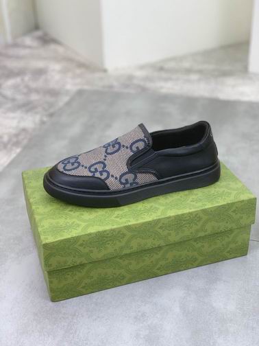 Gucci sz38-44 mnh0401