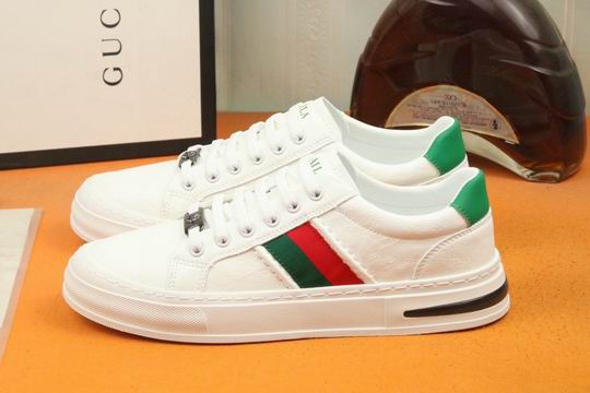 Gucci sz38-43 mnh0423