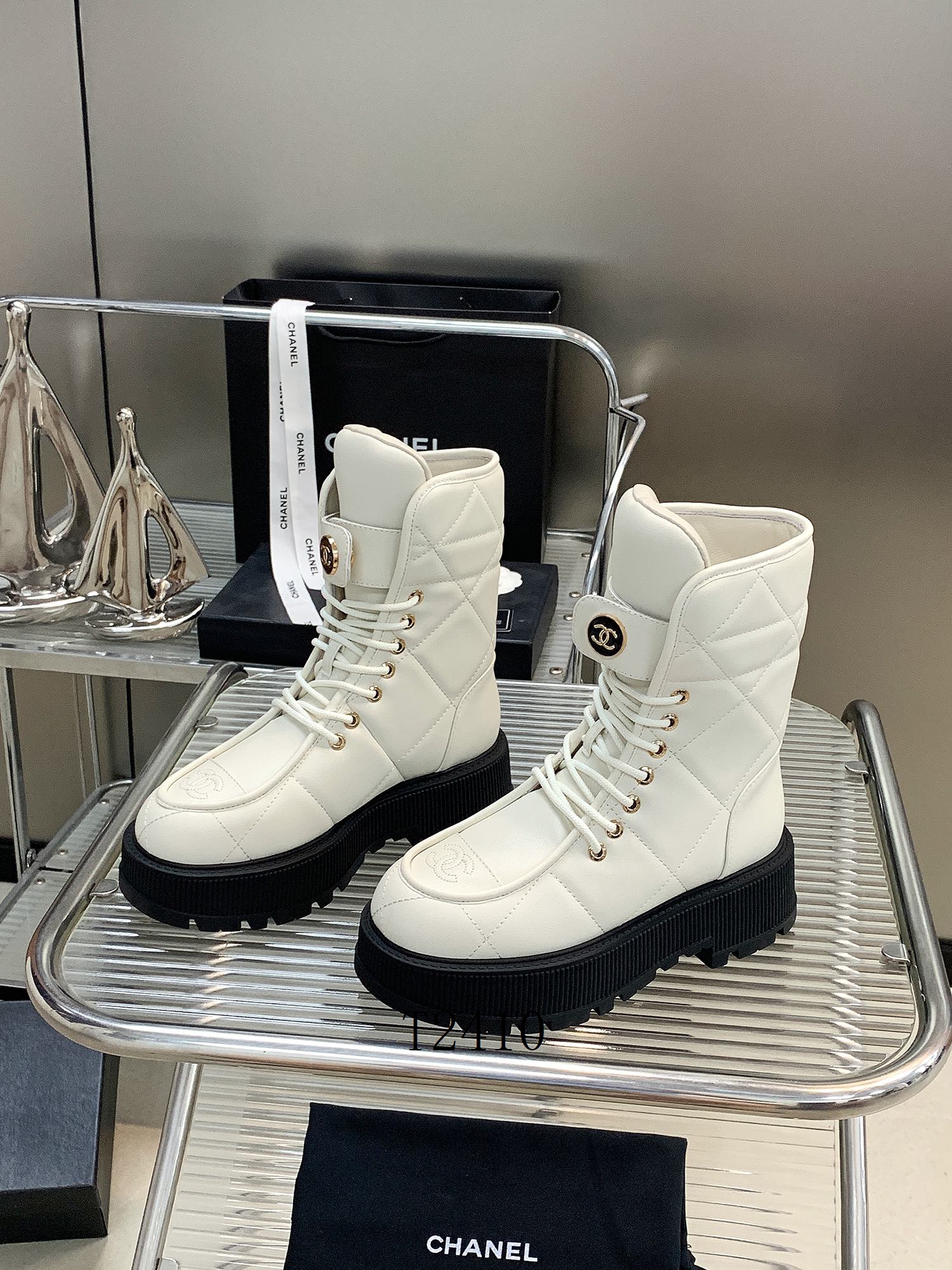 Chanel sz35-41 h1010