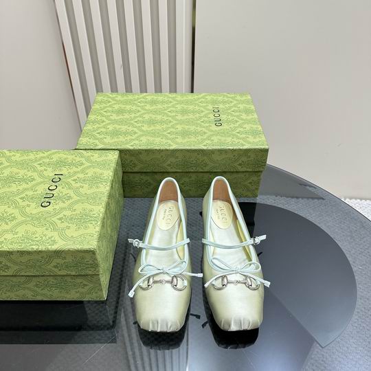 Gucci sz35-39 mnh0801