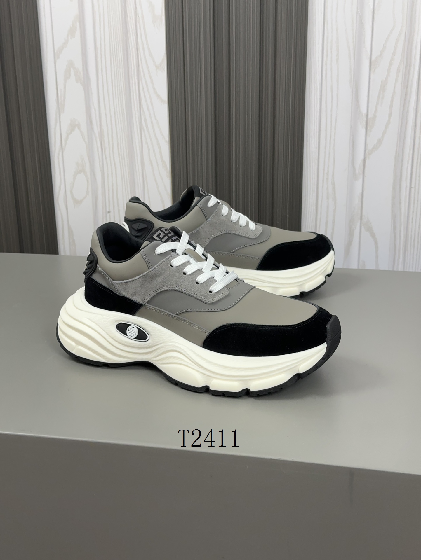 Givenchy sz38-46 h1101