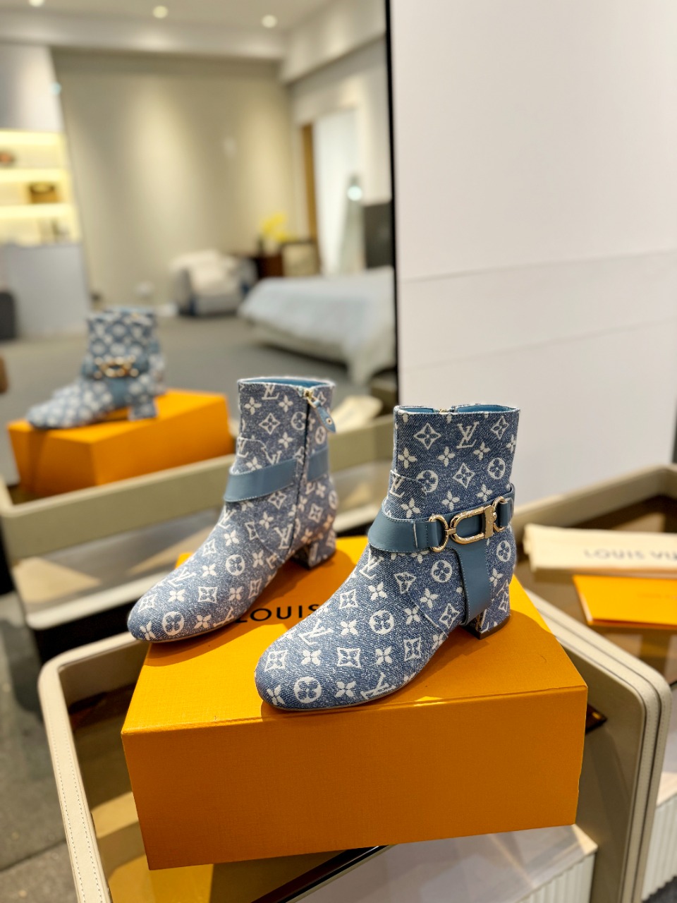 LV sz35-41 4cm h1115