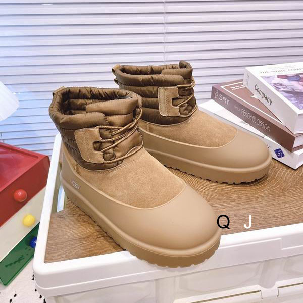 UGG sz35-40 J1114