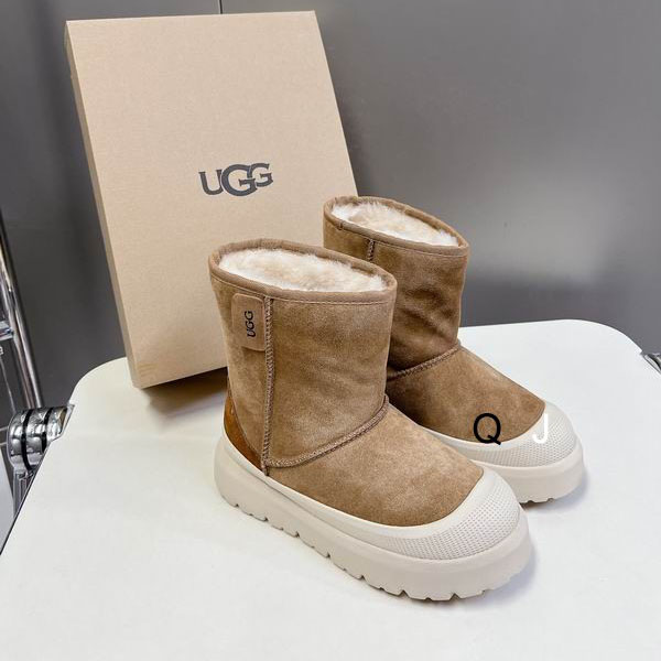 UGG sz35-40 J1117