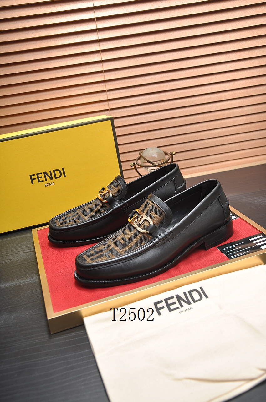 Fendi ƤЬ 0729