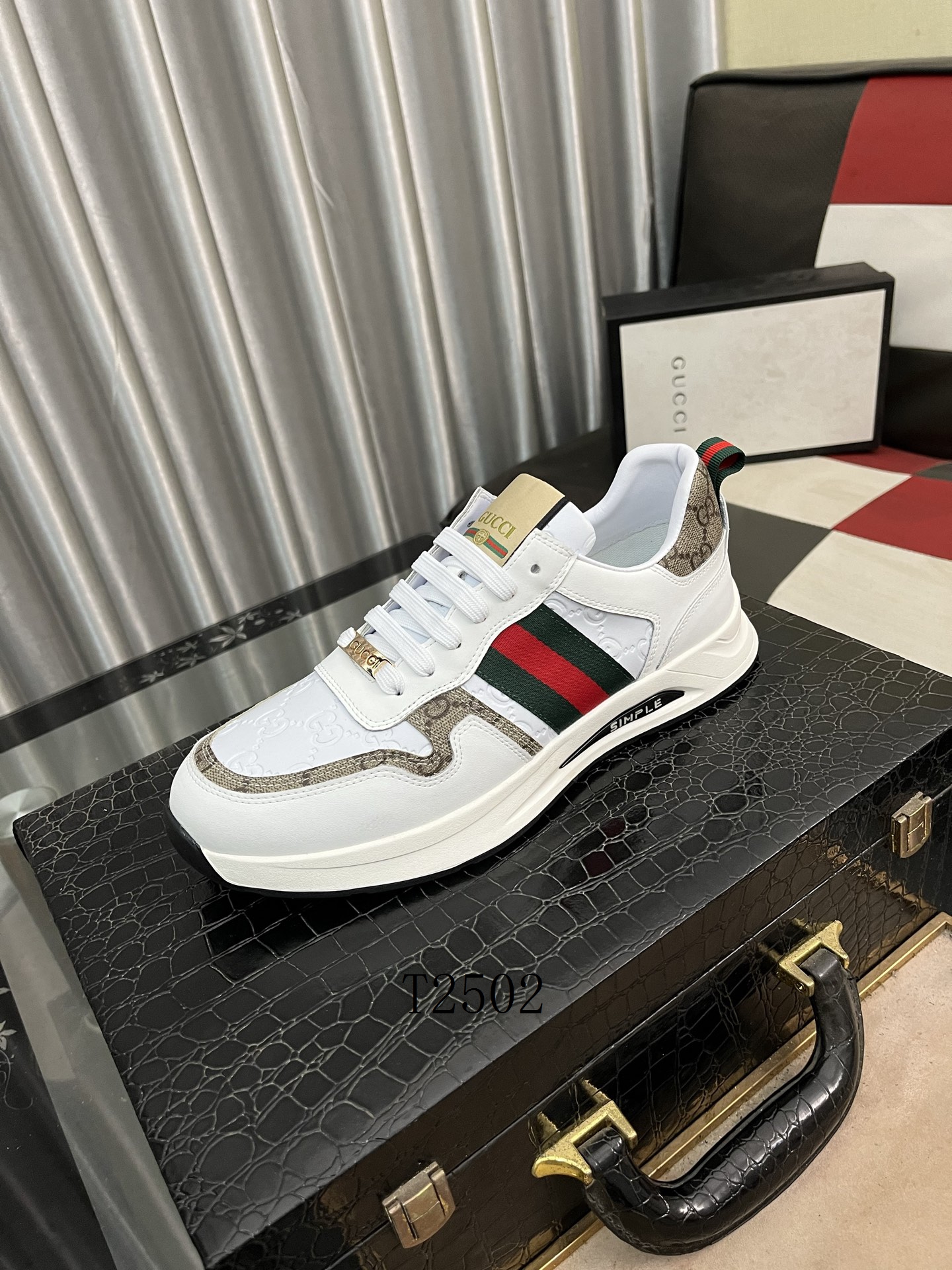 Gucci sz38-44 h0204