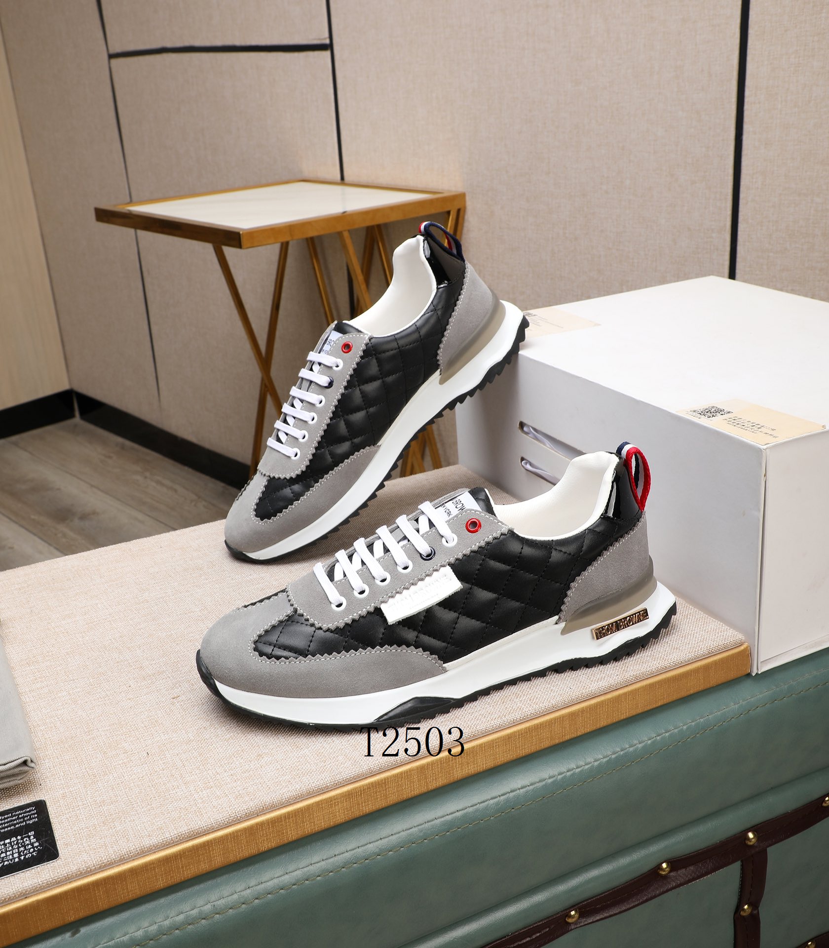 Thom Browne sz38-45 h0305