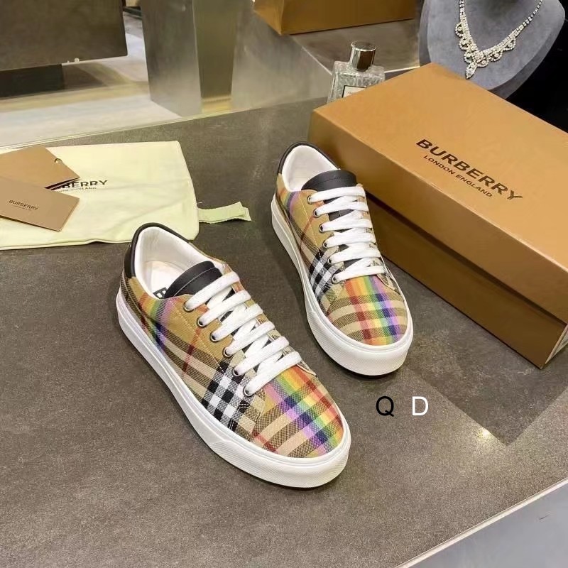 Burberry sz35-45 GDT0401