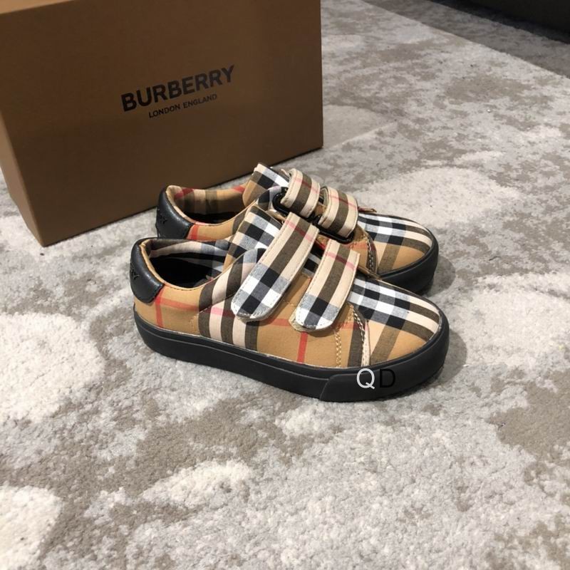 Burbrerry sz20-25MM428