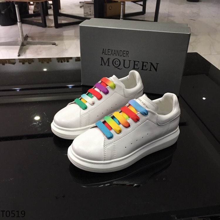 Alexander McQueen 052304