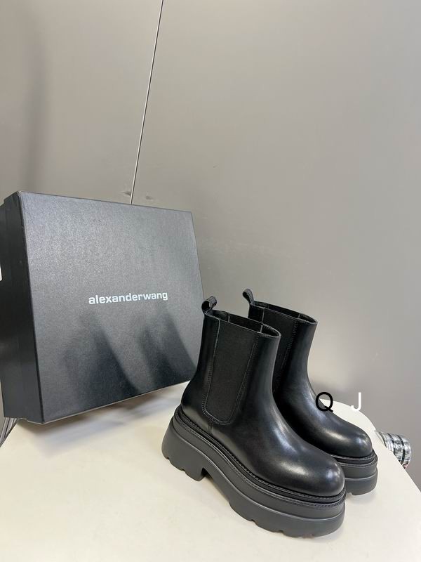 Alexander Mcqueen colour sz35-40 YM0408