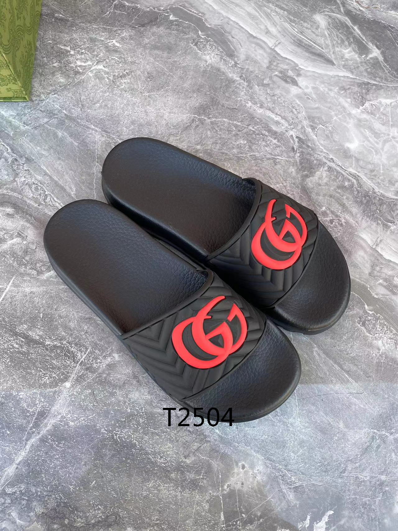 Gucci sz 38-46 h0515