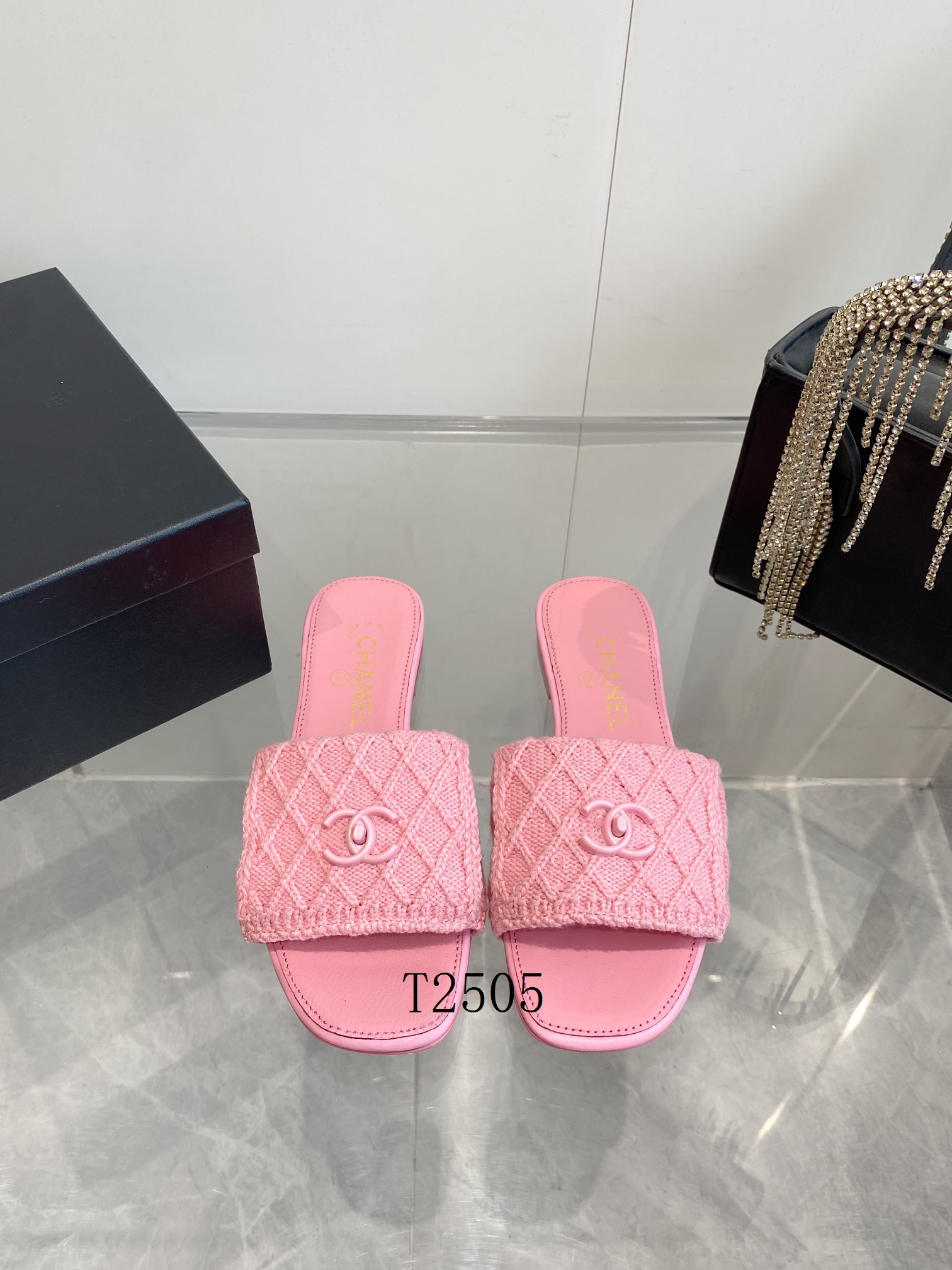 Chanel sz 35-41 h0506