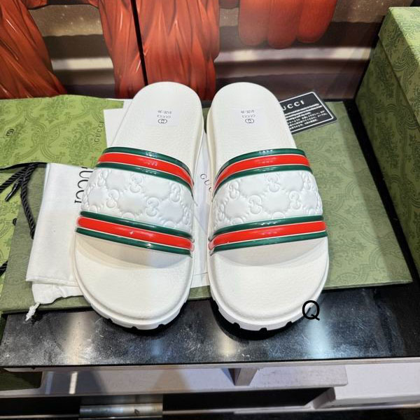 Gucci sz35-47 BS0610