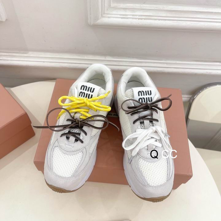 MiuMiu sz35-40 XC0602