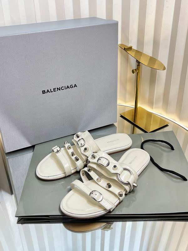 Balenciaga sz35-41  mnh0601