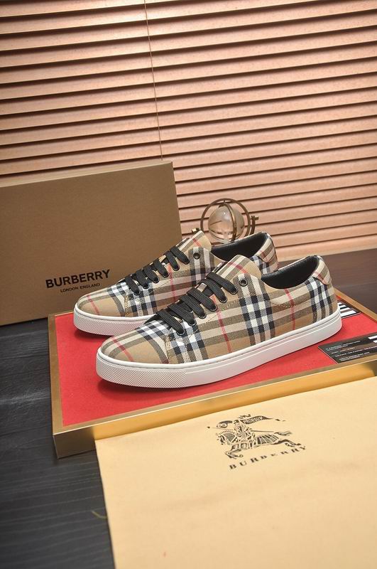 Burberry sz38-45 hnh0619