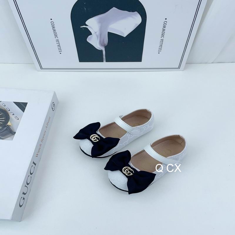 Gucci sz21-28 CX0702