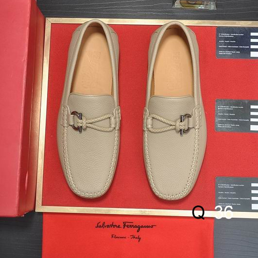 Ferragamo sz38-45 AH0807