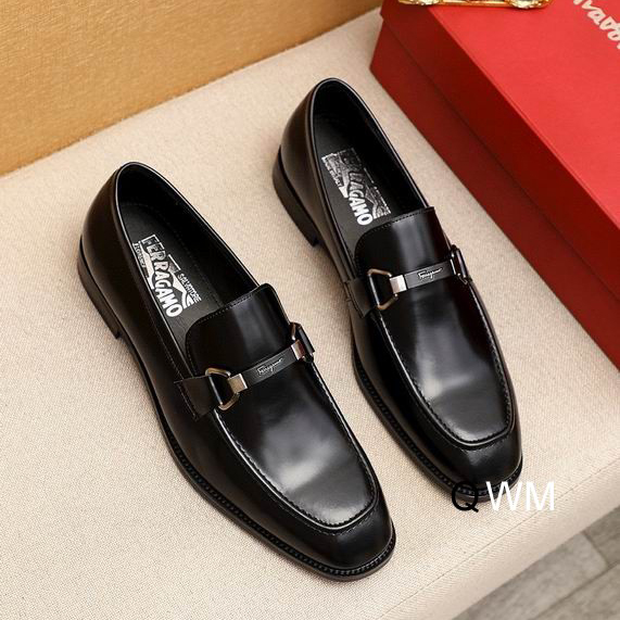 Ferragamo sz38-45 WM0820