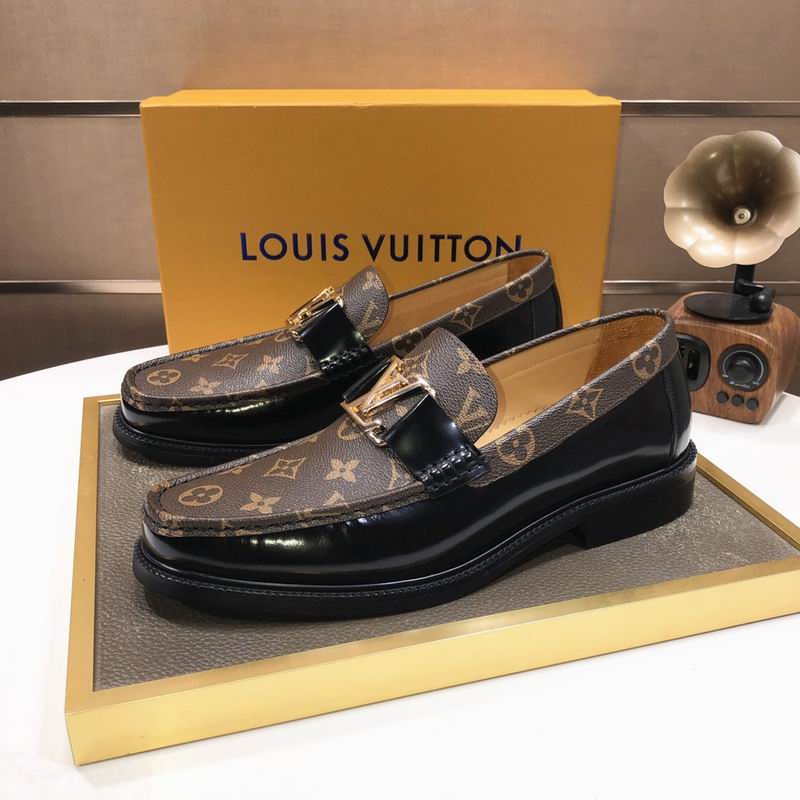 LV sz38-45 hnh0882