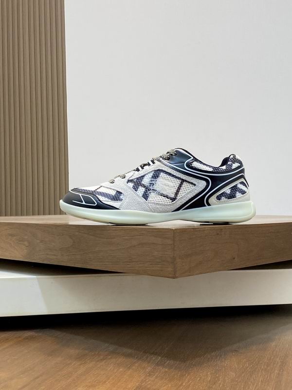 Burberry sz39-45 hnh0801