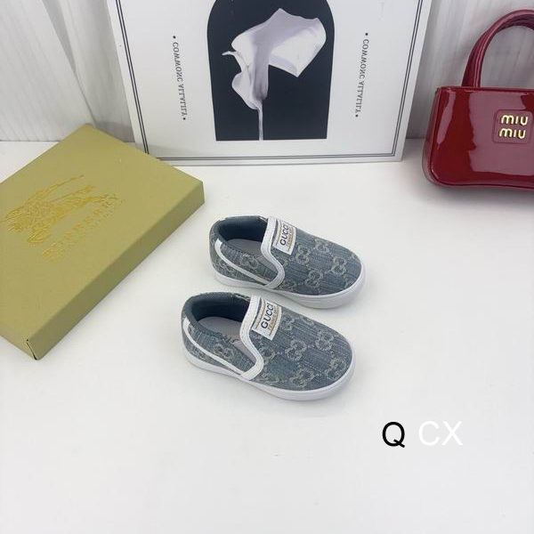 Gucci sz21-28 CX1004