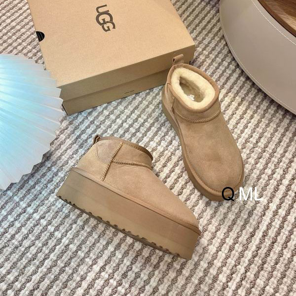 UGG sz35-40 ML1110